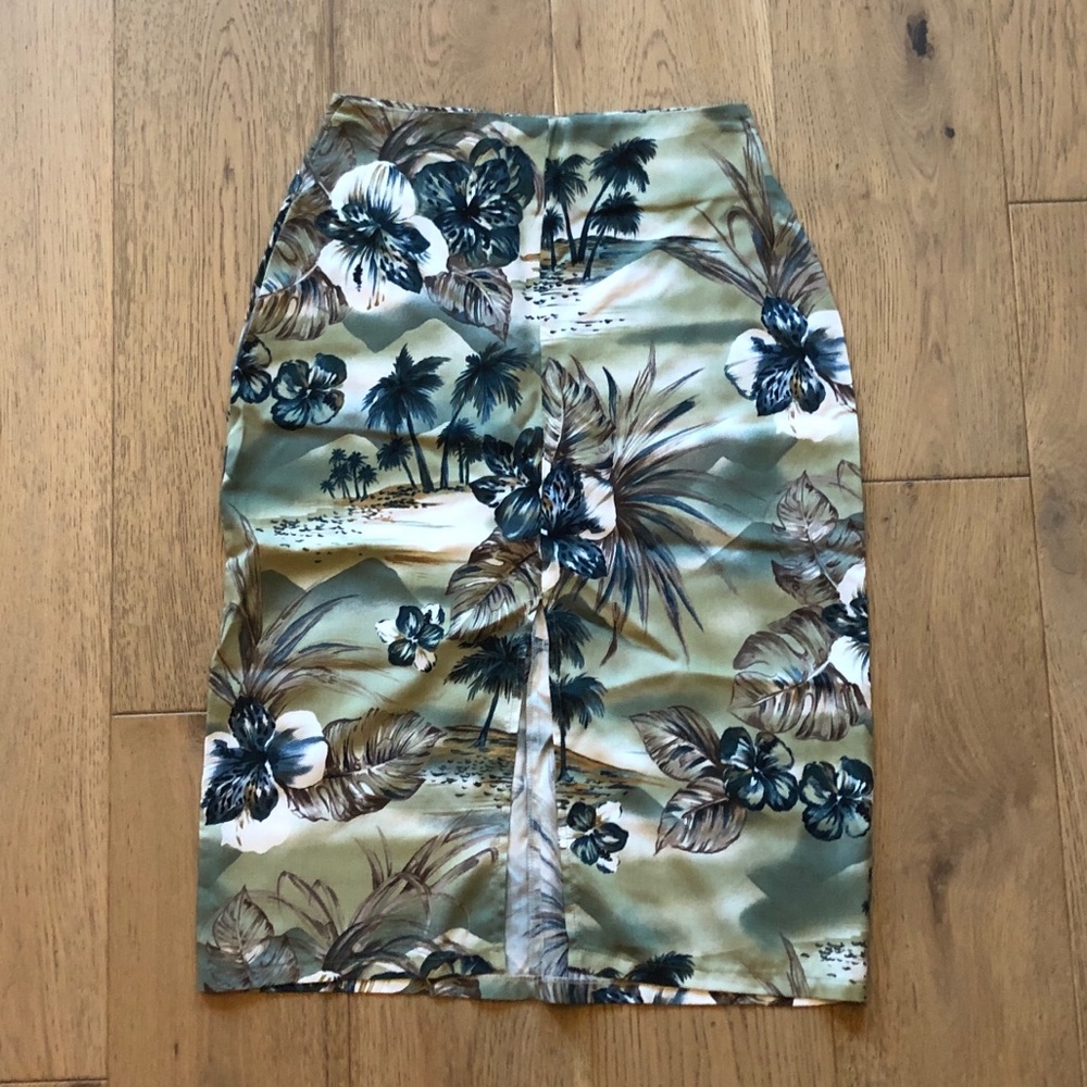 New rare Reformation Palms high waisted skirt